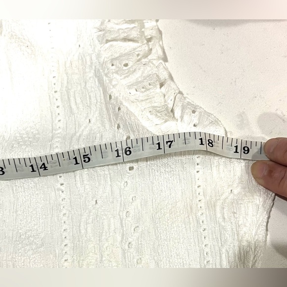 NWT BCBG Generation Sleeveless White Crop Top Blouse W Ruffle And Tie, Sz Large - Picture 5 of 14